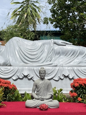 TƯỢNG PHẬT BỔN SƯ NIẾT BÀN LỚN