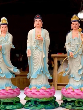 Tượng Tây Phương Tam Thánh vẽ màu