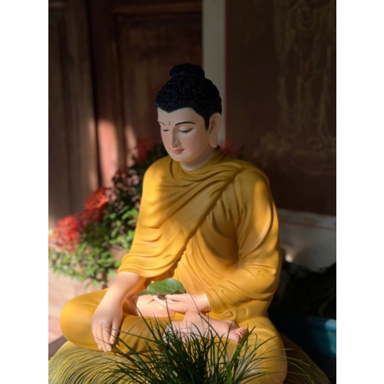 Tượng Phật Bổn Sư Ấn Địa Xúc vẽ màu 03